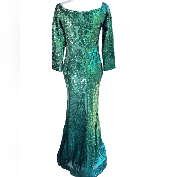 Emerald Green Sequin Off Shoulder Long Sleeve Mermaid Gown. B22 - Picture 10 of 17